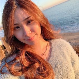 Meet your Posher, Clarissa